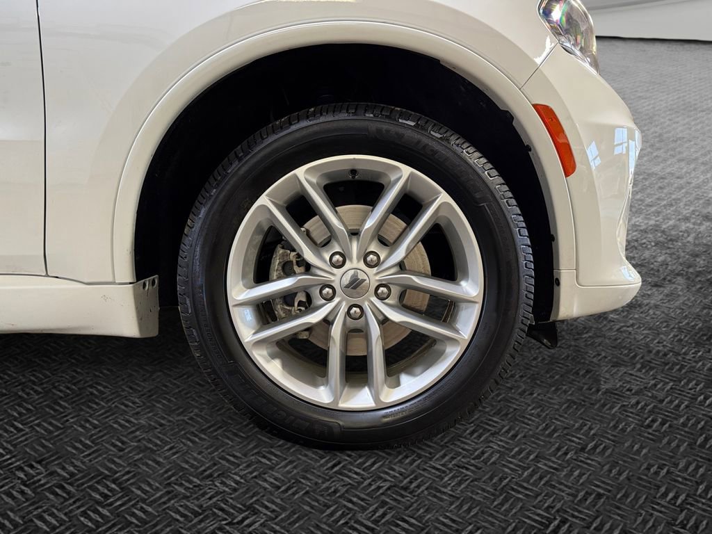 Used 2023 Dodge Durango GT image 11