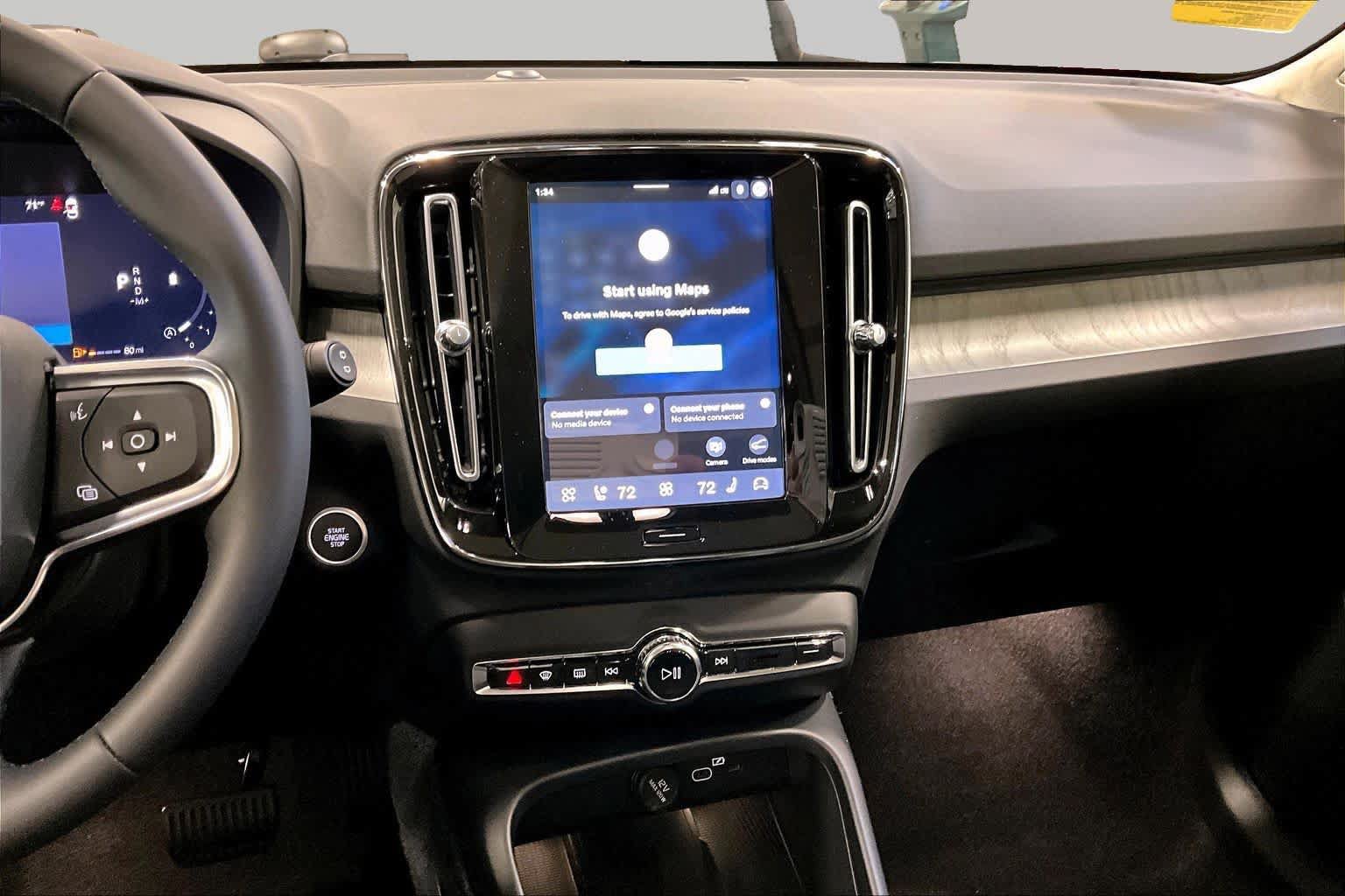 New 2026 Volvo XC40 B5 Core w/ Protection Package Premier AWD/4WD image 8