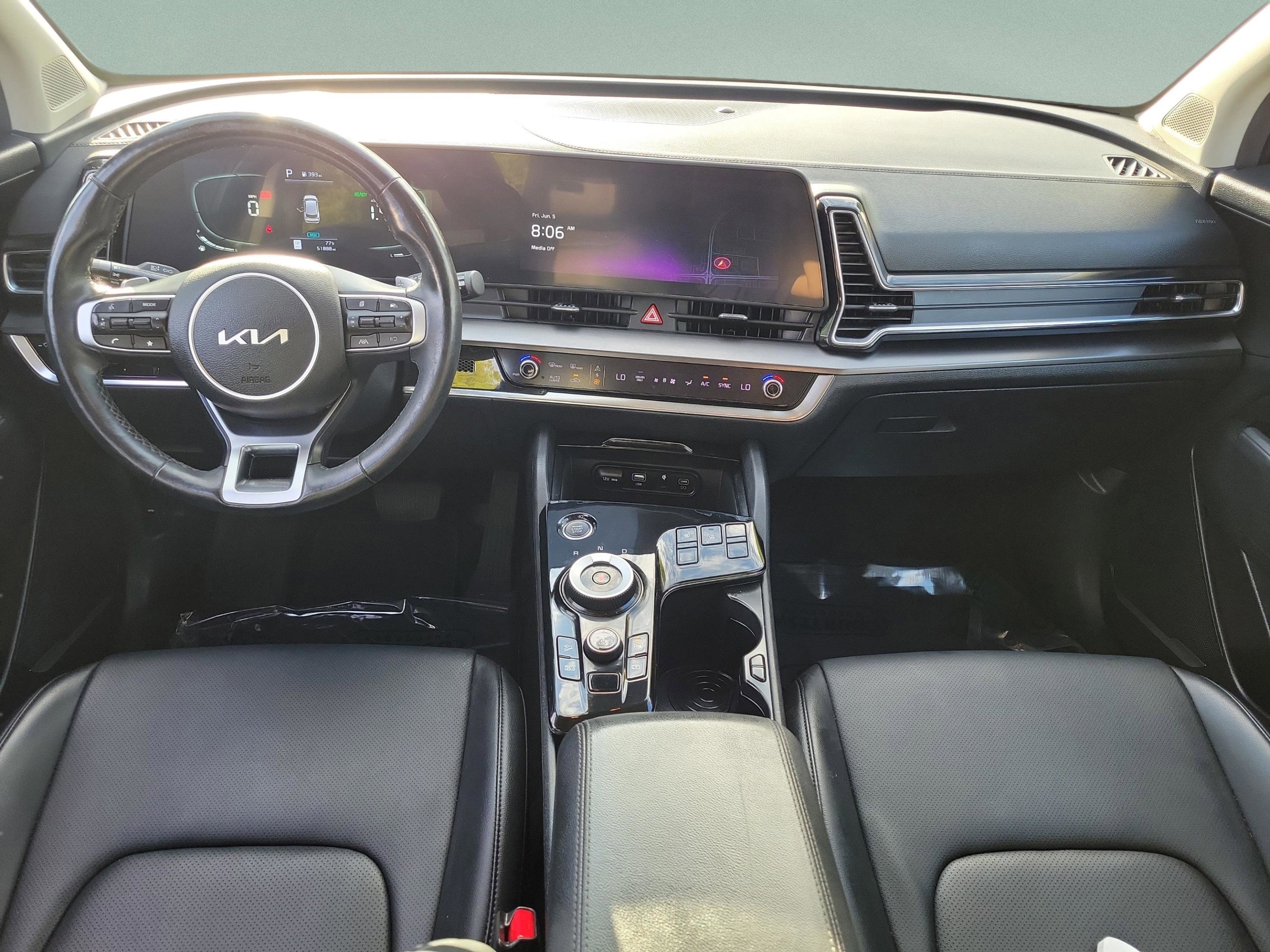 Used 2023 Kia Sportage EX AWD/4WD image 8