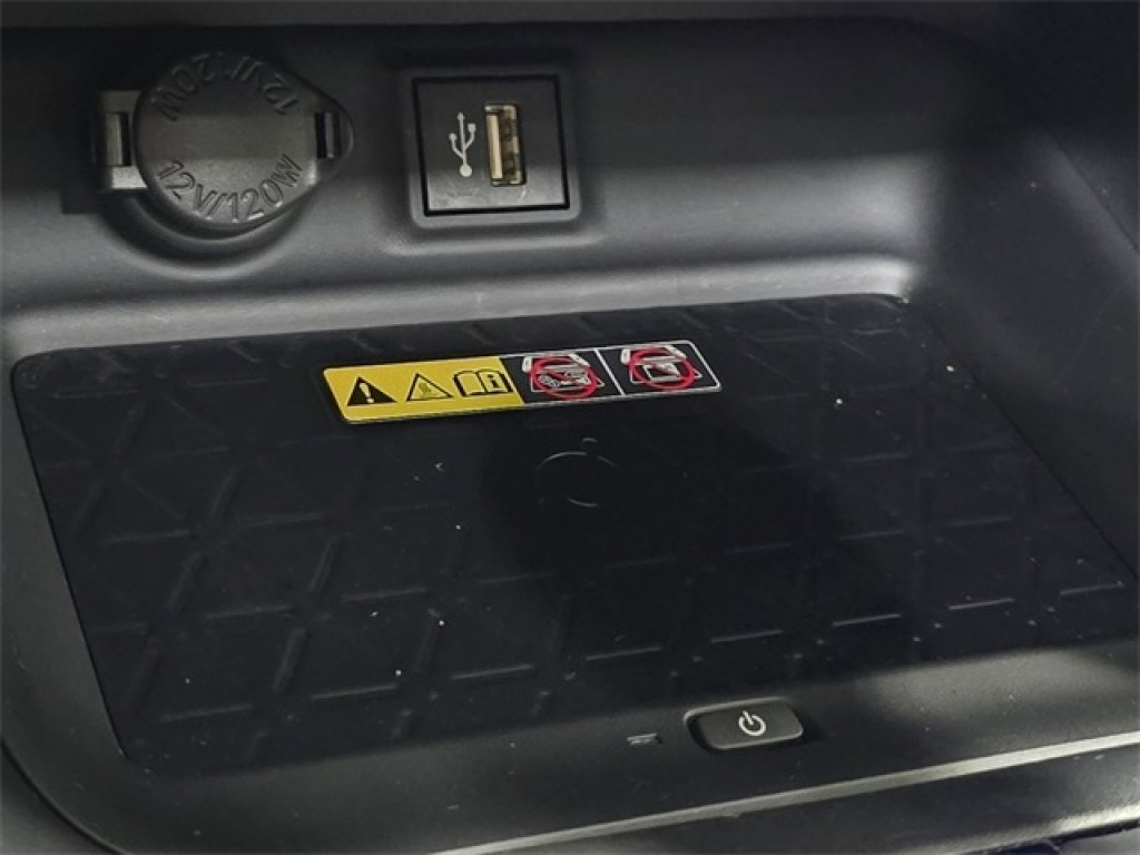 Certified 2024 Toyota RAV4 XLE Premium image 12