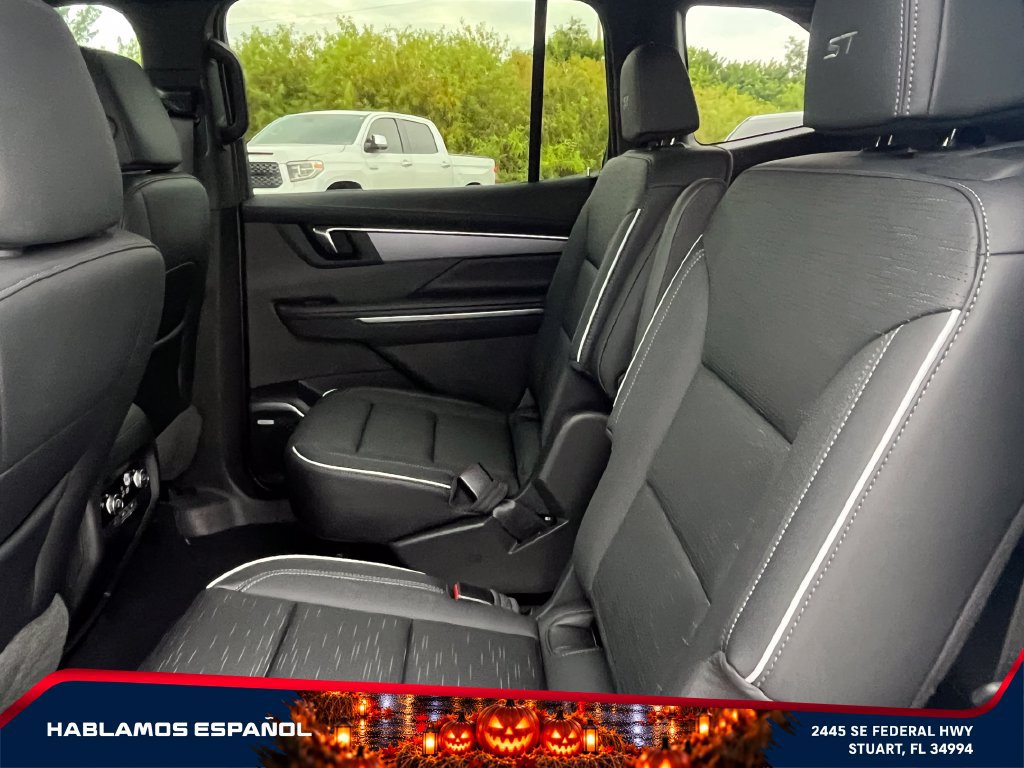 Certified 2025 Buick Enclave Sport Touring w/ Super Cruise Package FWD image 12