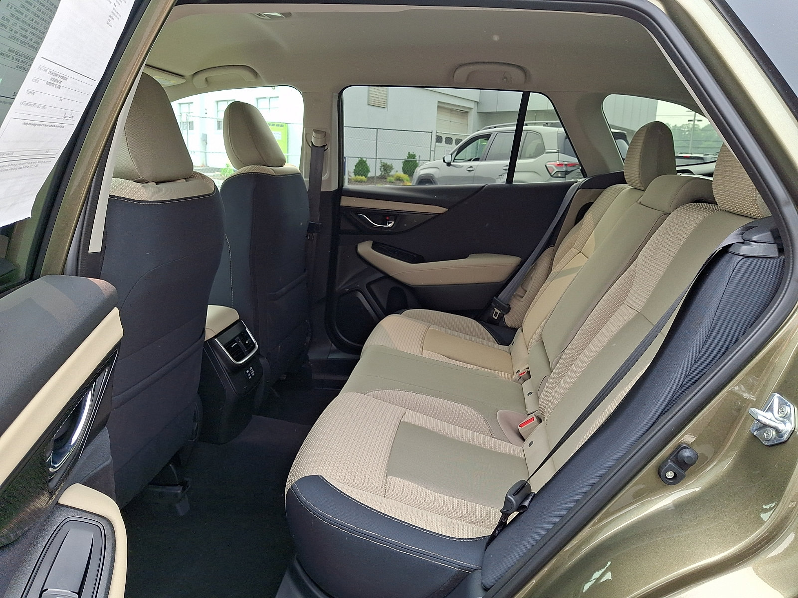 Certified 2025 Subaru Outback Premium AWD/4WD image 10