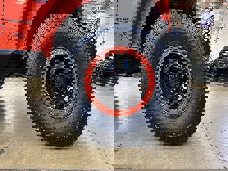 Used 2015 Jeep Wrangler Rubicon w/ Power Convenience Group image 9