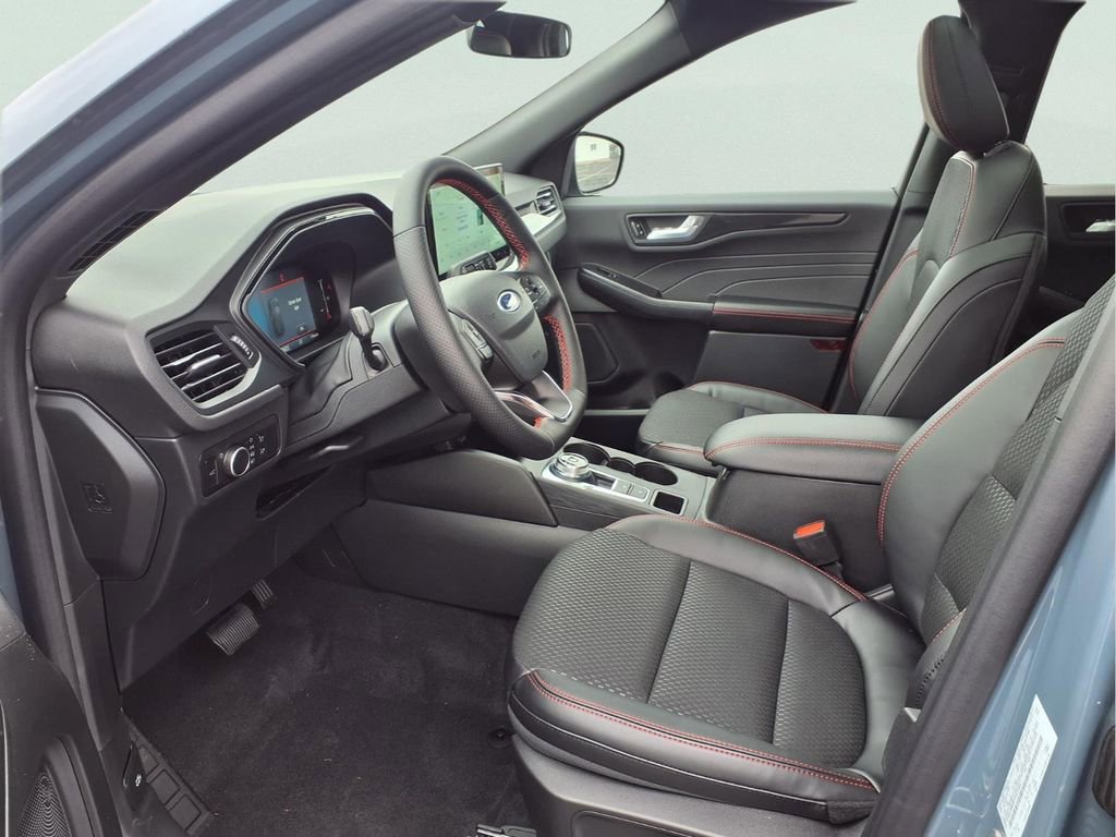 New 2026 Ford Escape ST-Line w/ Tech Pack #1 image 17
