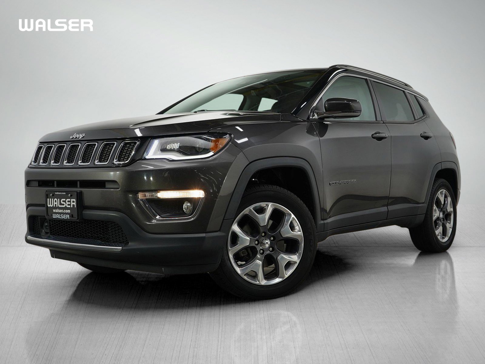 Used 2018 Jeep Compass Limited w/ Navigation Group