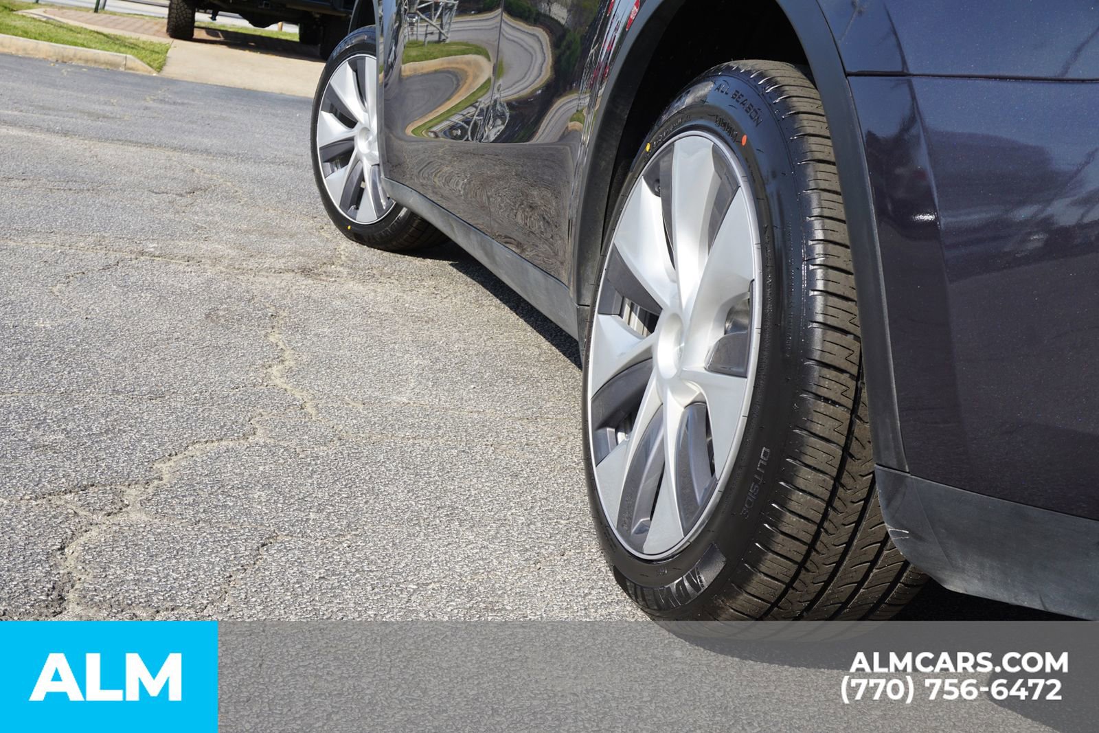 Used 2023 Tesla Model Y Long Range image 14