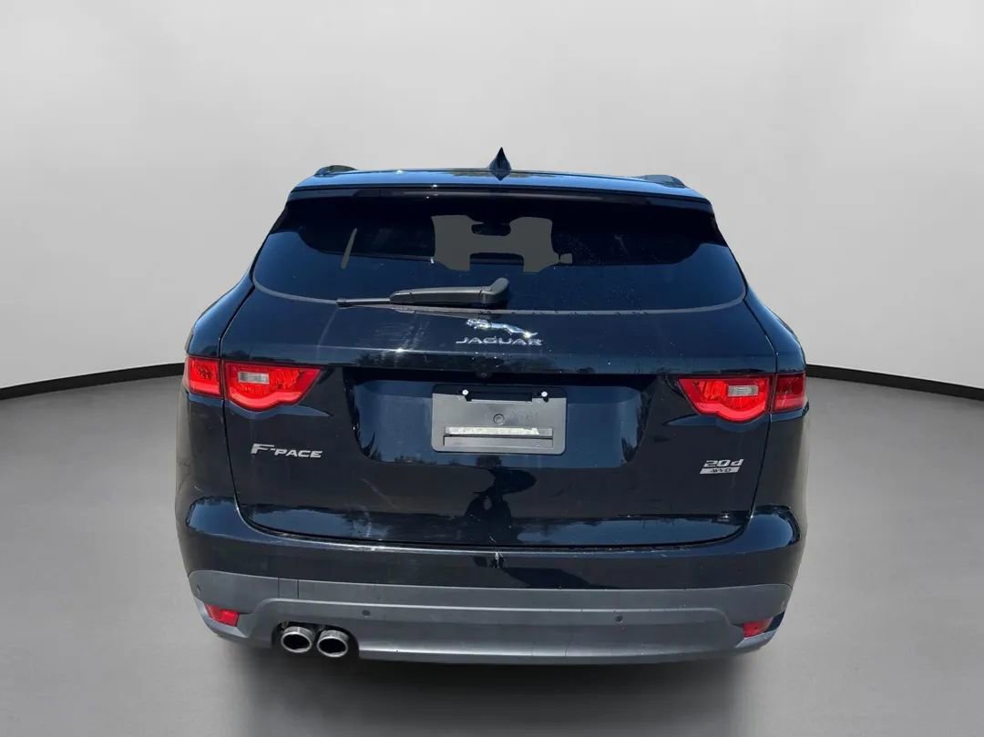 Used 2019 Jaguar F-PACE Prestige image 6