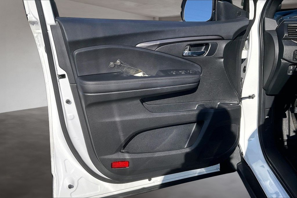 Certified 2022 Honda Pilot Sport image 20