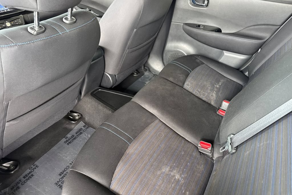Used 2018 Nissan Leaf SV w/ Protection Package FWD image 11