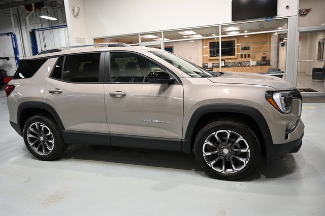 New 2026 GMC Terrain Elevation w/ Elevation Premium Package image 4