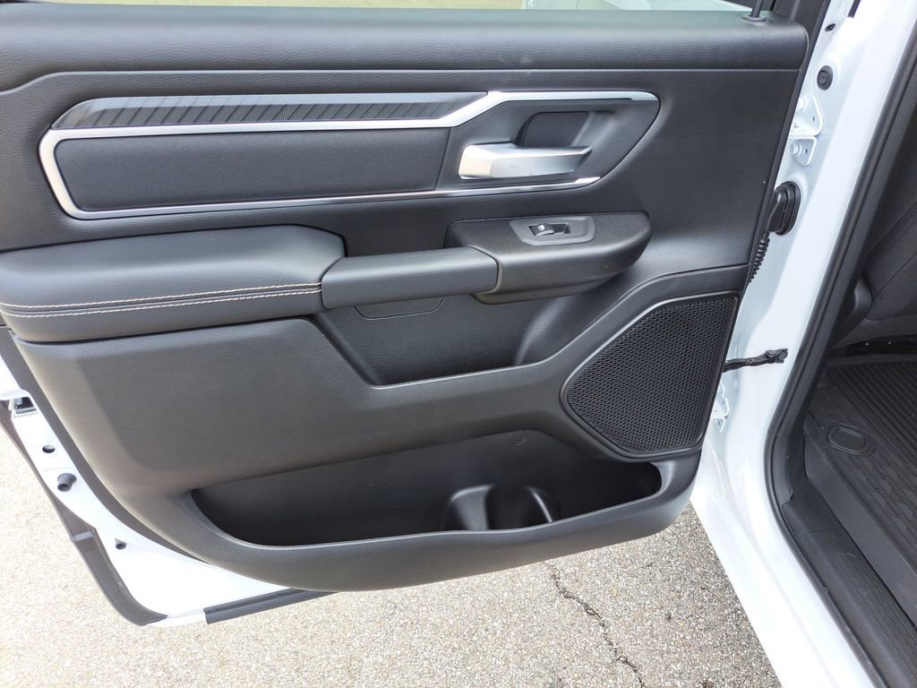 New 2026 RAM 1500 Big Horn AWD/4WD image 17