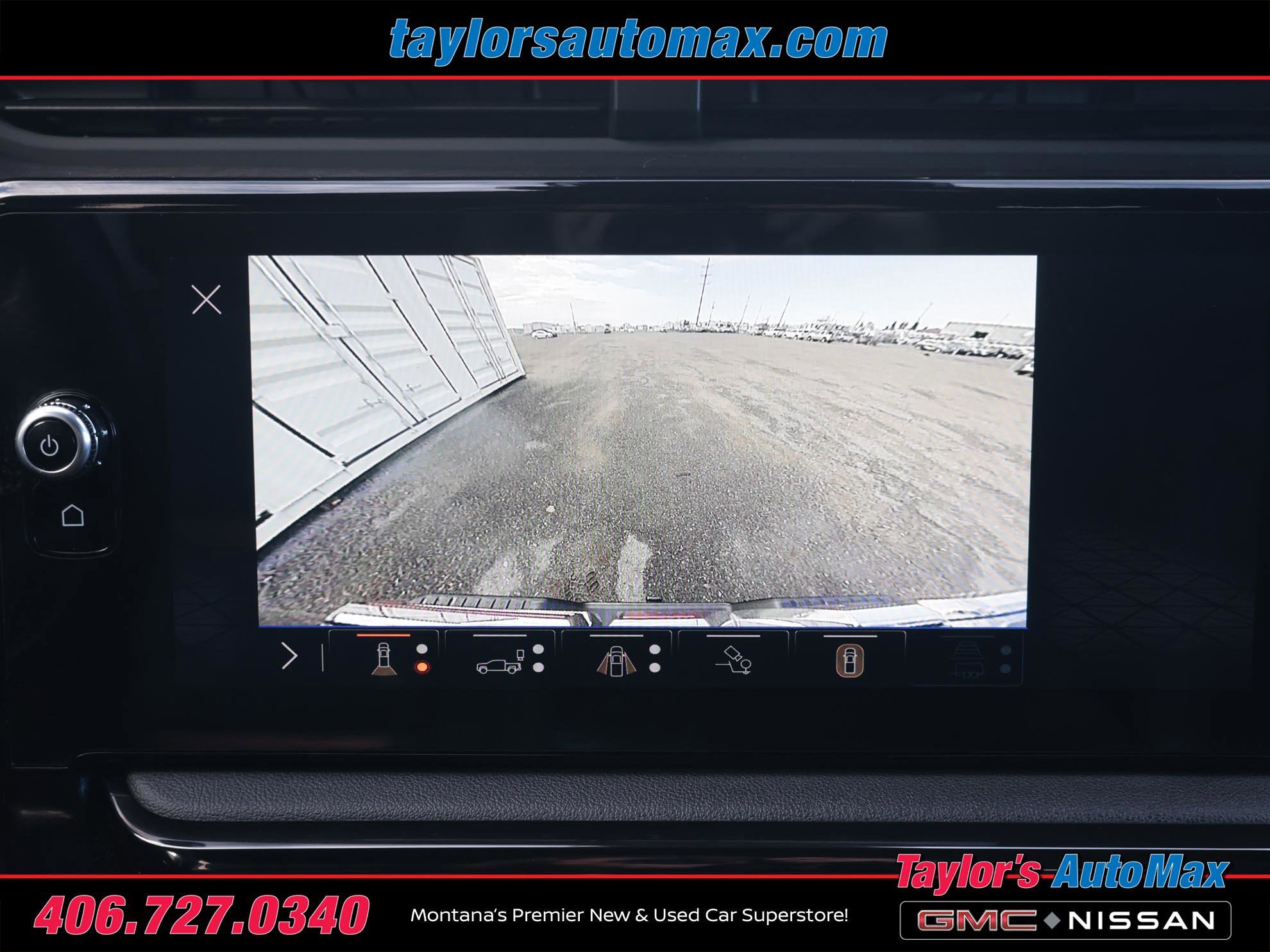 Used 2024 GMC Sierra 1500 AT4 w/ Technology Package AWD/4WD image 16