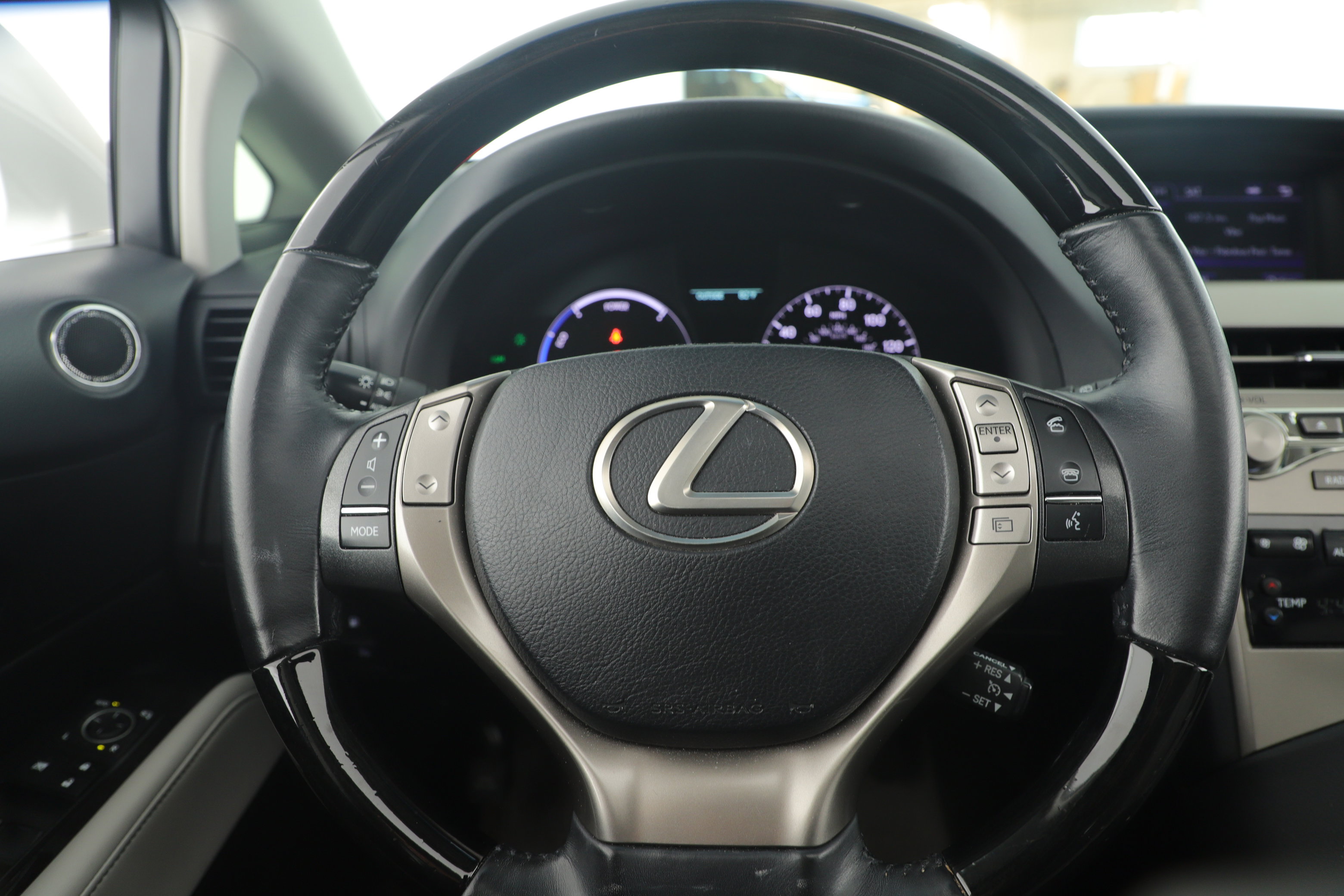 Used 2014 Lexus RX 450h FWD image 9