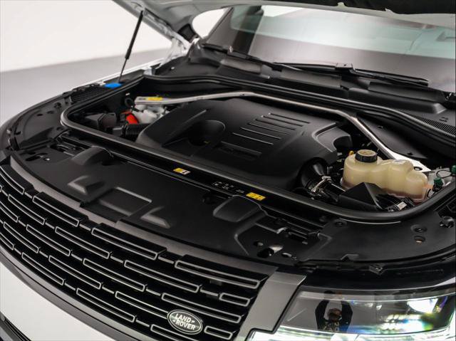 Used 2024 Land Rover Range Rover SE AWD/4WD image 28