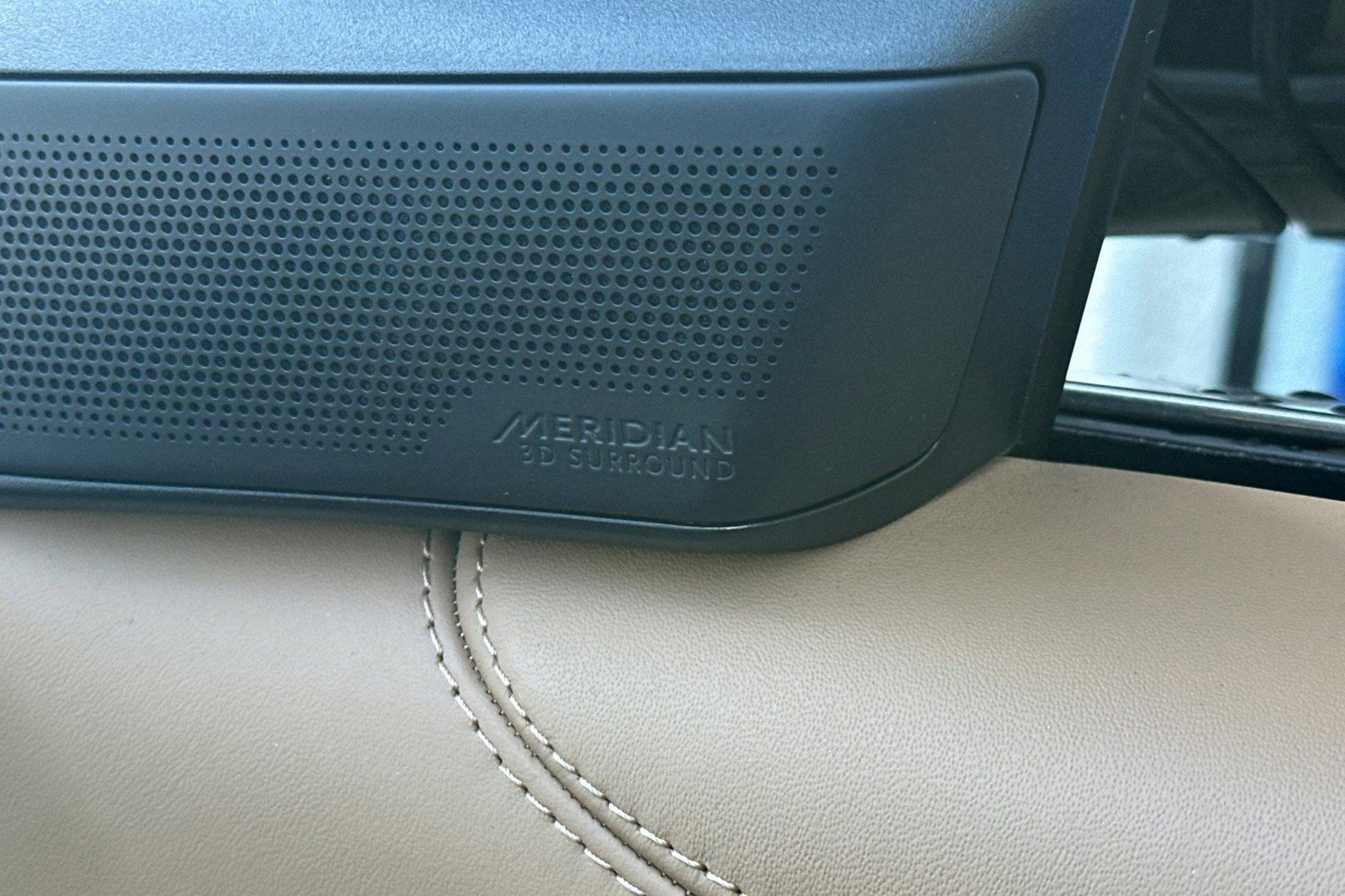 Certified 2023 Land Rover Range Rover Long Wheelbase Autobiography image 26