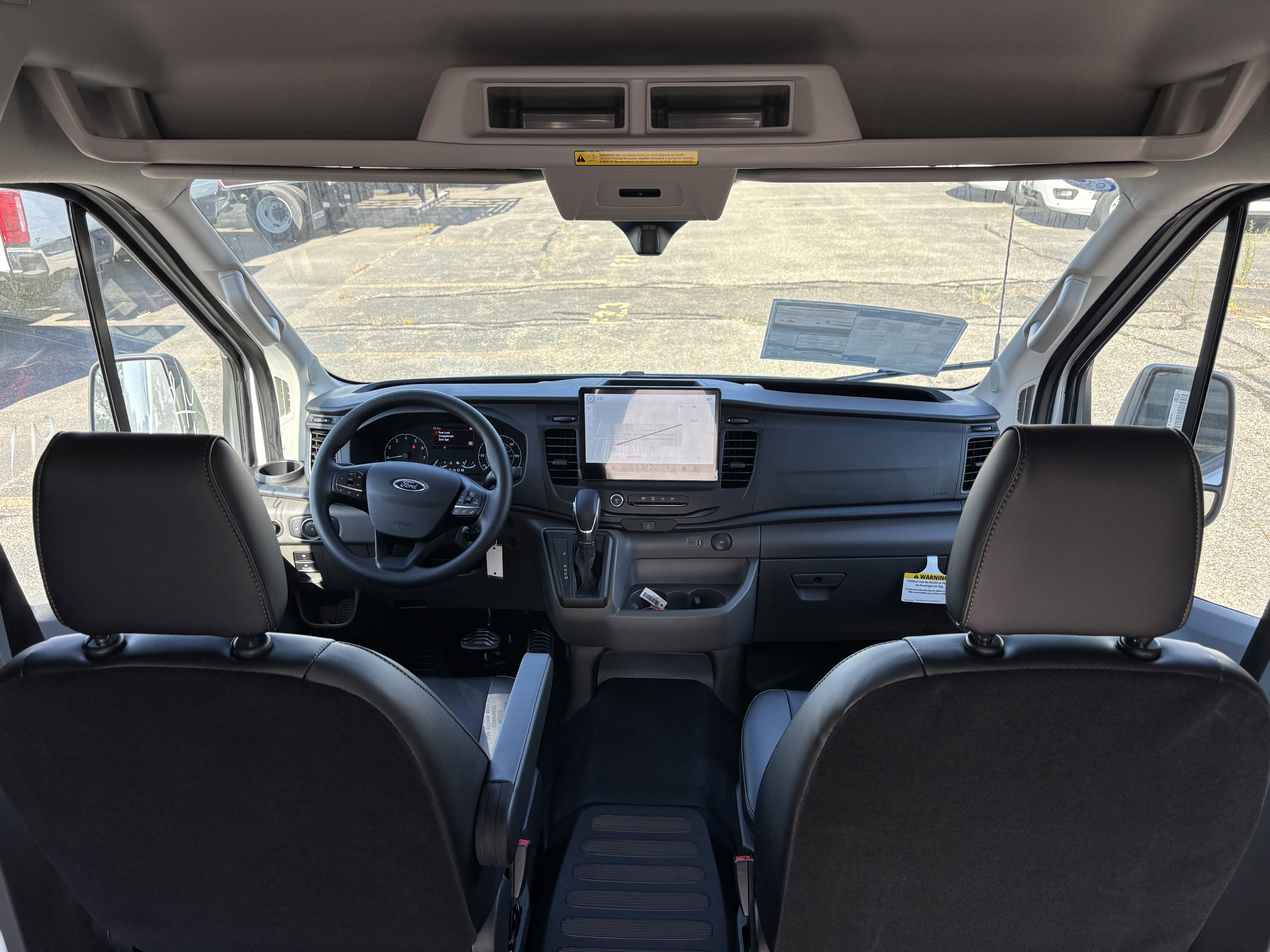 New 2025 Ford Transit 250 148 Medium Roof image 18