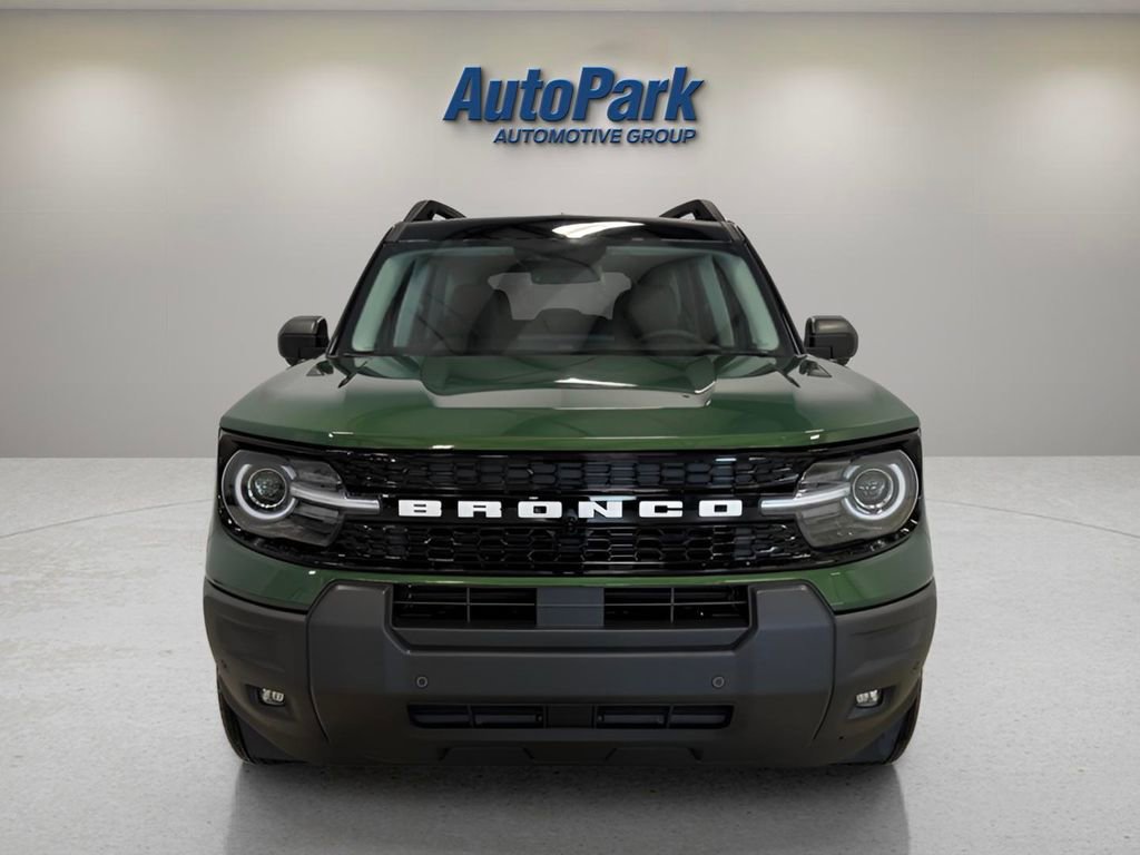 Used 2025 Ford Bronco Sport Outer Banks w/ Outer Banks Tech Package+ image 2