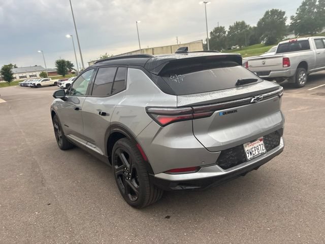Used 2026 Chevrolet Equinox EV RS FWD image 11