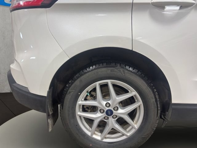 Certified 2022 Ford Edge SEL w/ Convenience Package AWD/4WD image 32