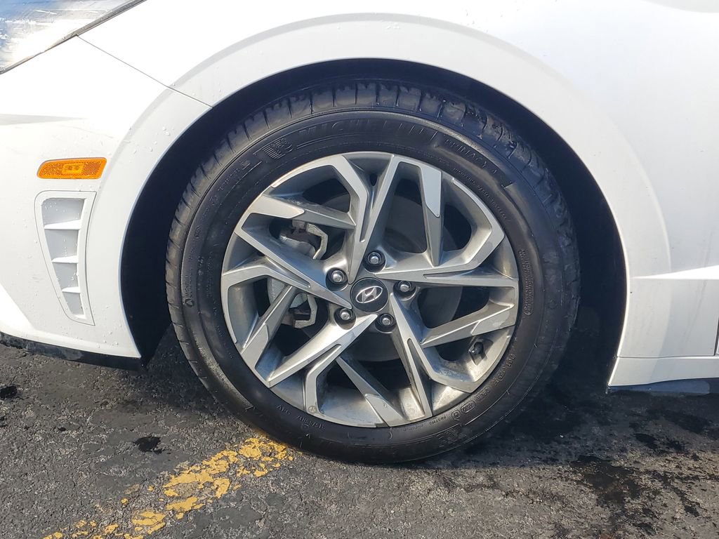 Used 2023 Hyundai Sonata SEL image 9