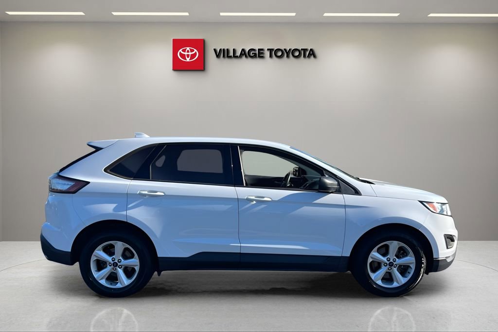 Used 2017 Ford Edge SE image 6