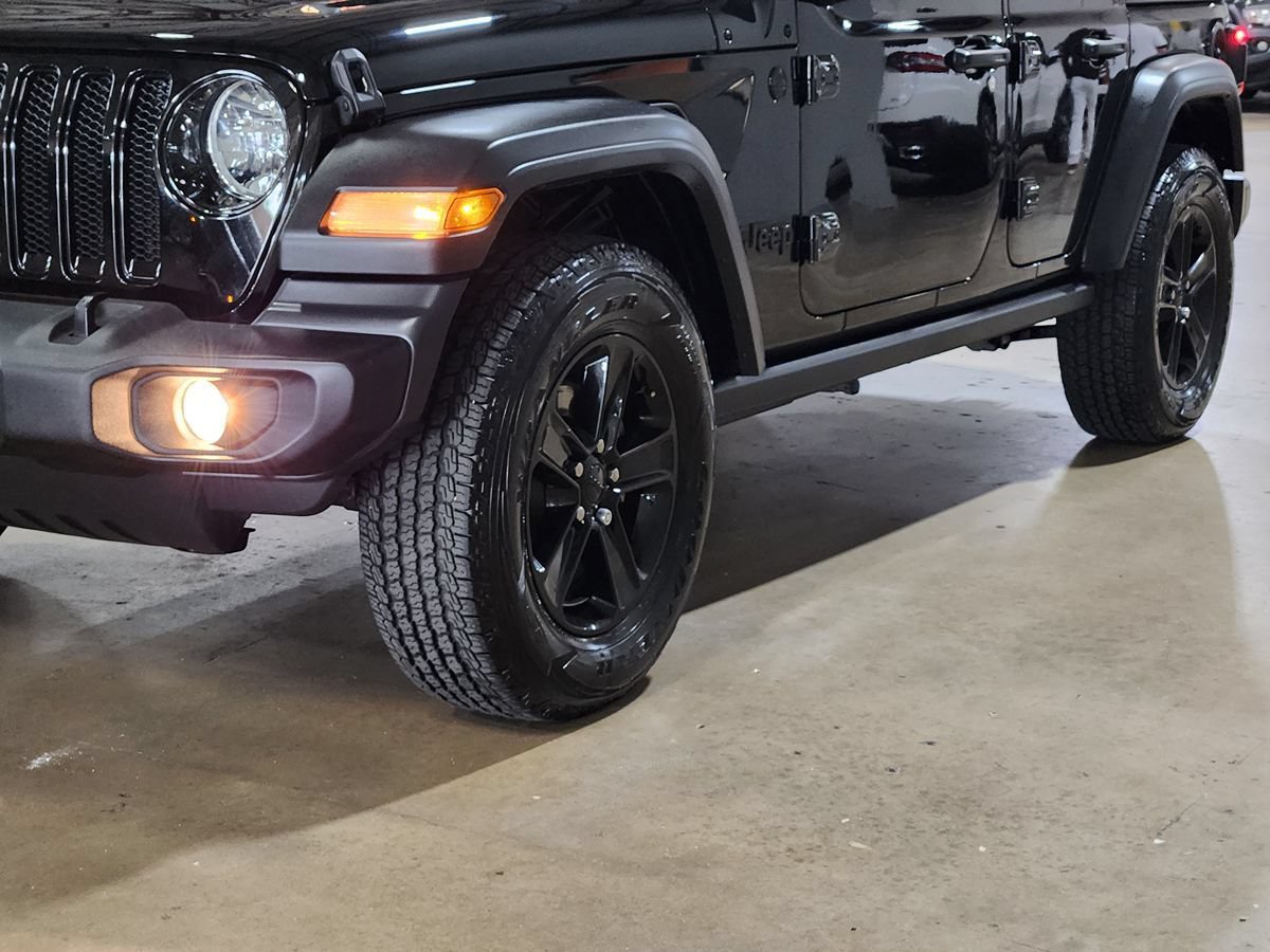 Used 2021 Jeep Wrangler Unlimited Sport AWD/4WD image 17
