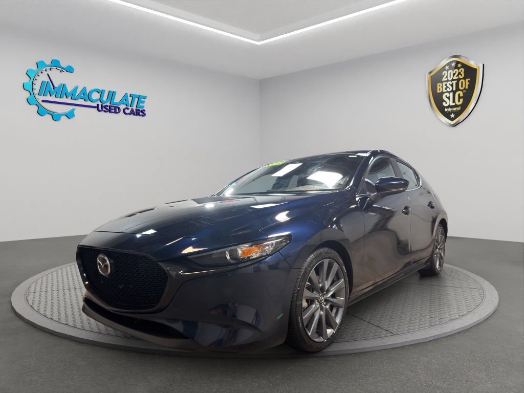 Used 2022 MAZDA MAZDA3 s FWD image 1