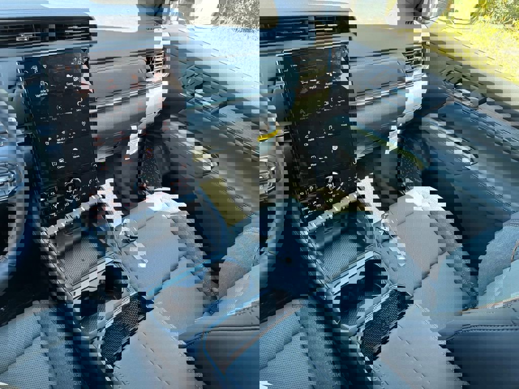 New 2026 GMC Terrain AT4 w/ Technology Package II image 30