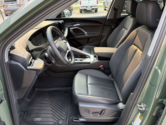 Used 2025 Audi Q5 Premium w/ Convenience Package AWD/4WD image 13