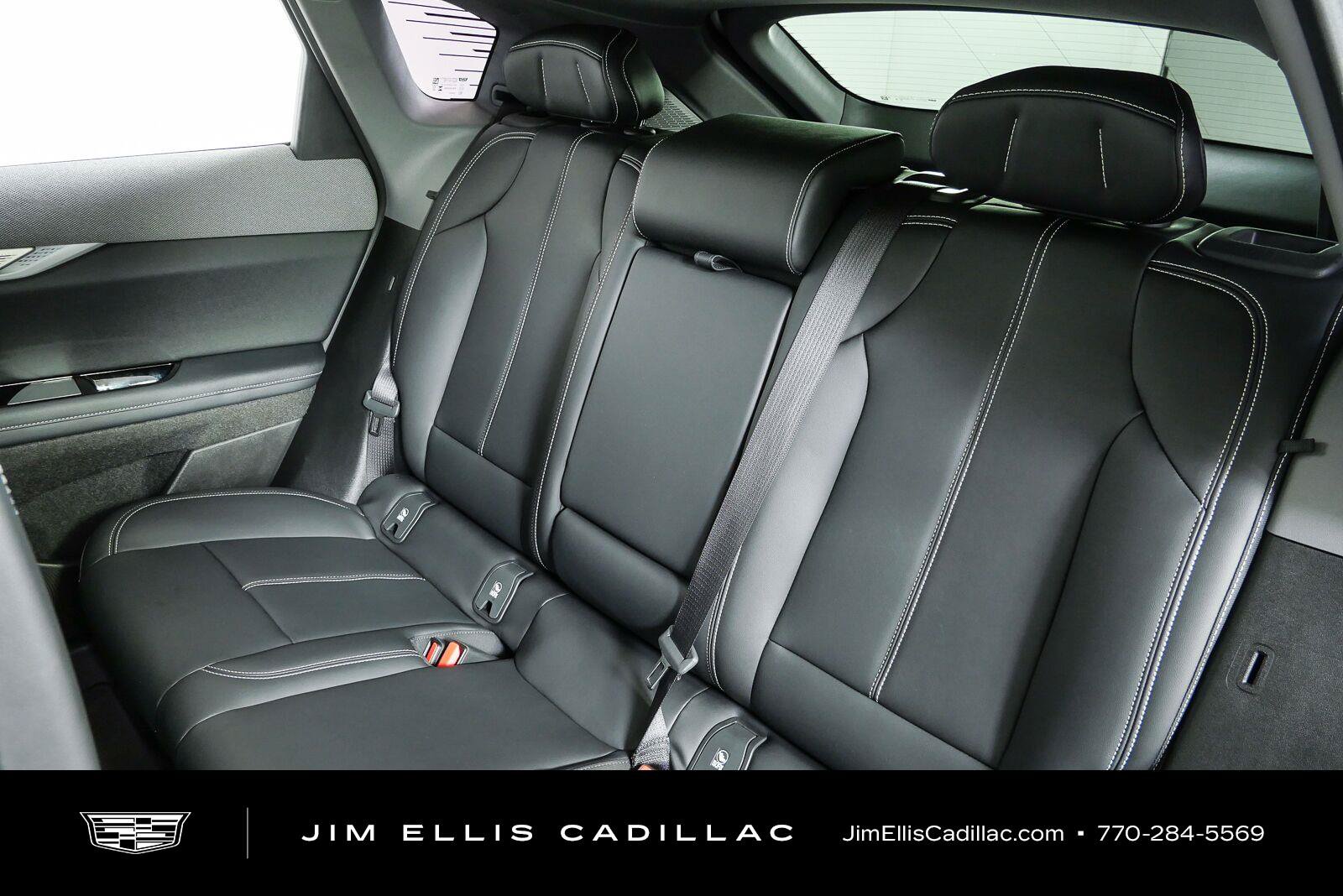 Used 2025 Cadillac Optiq Luxury 1 AWD/4WD image 18