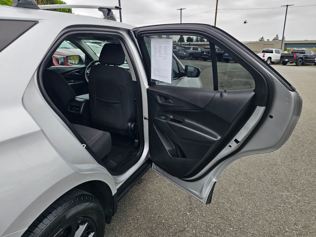 Used 2018 Chevrolet Equinox LT AWD/4WD image 24