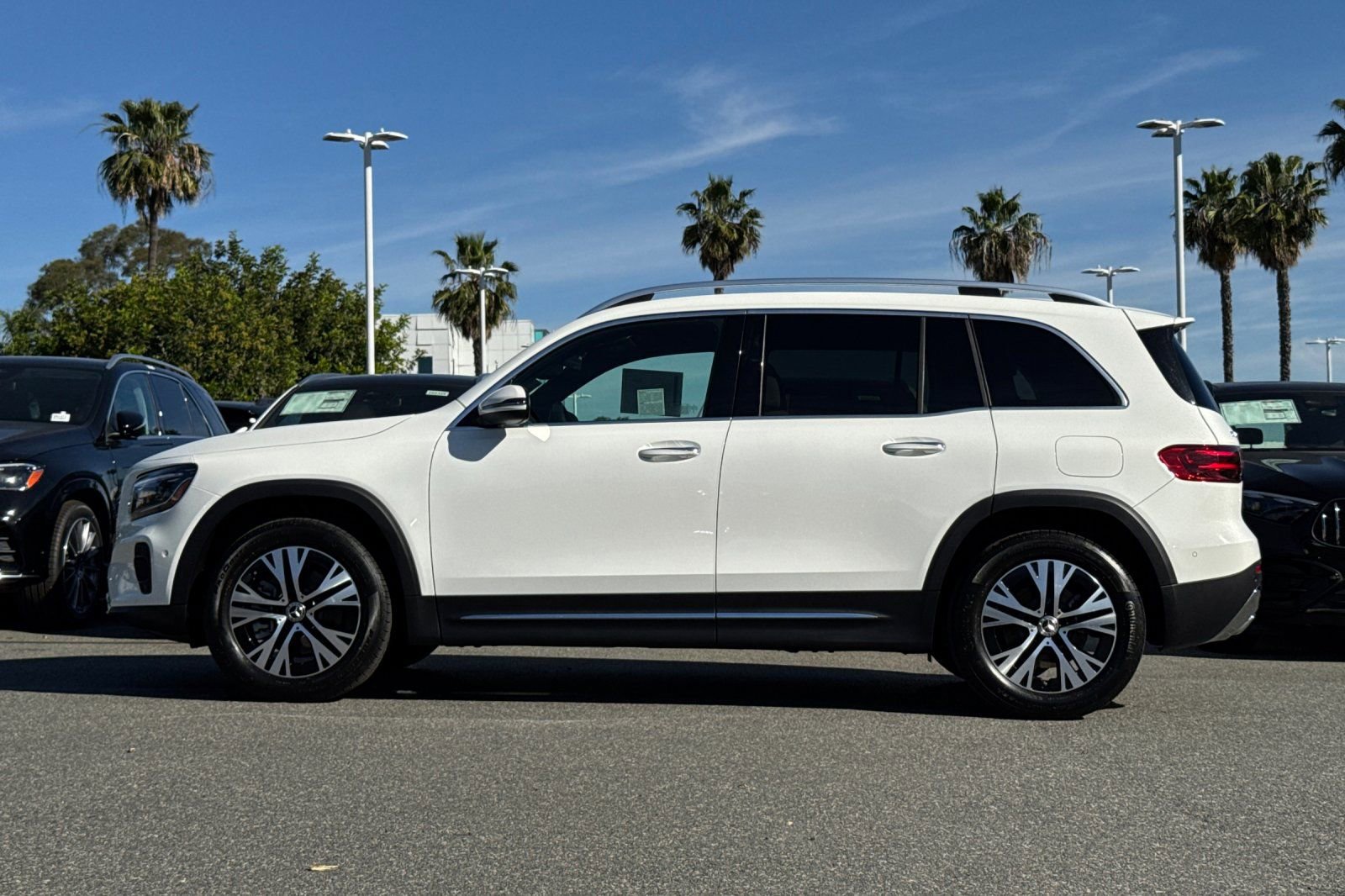 Certified 2025 Mercedes-Benz GLB 250 image 7