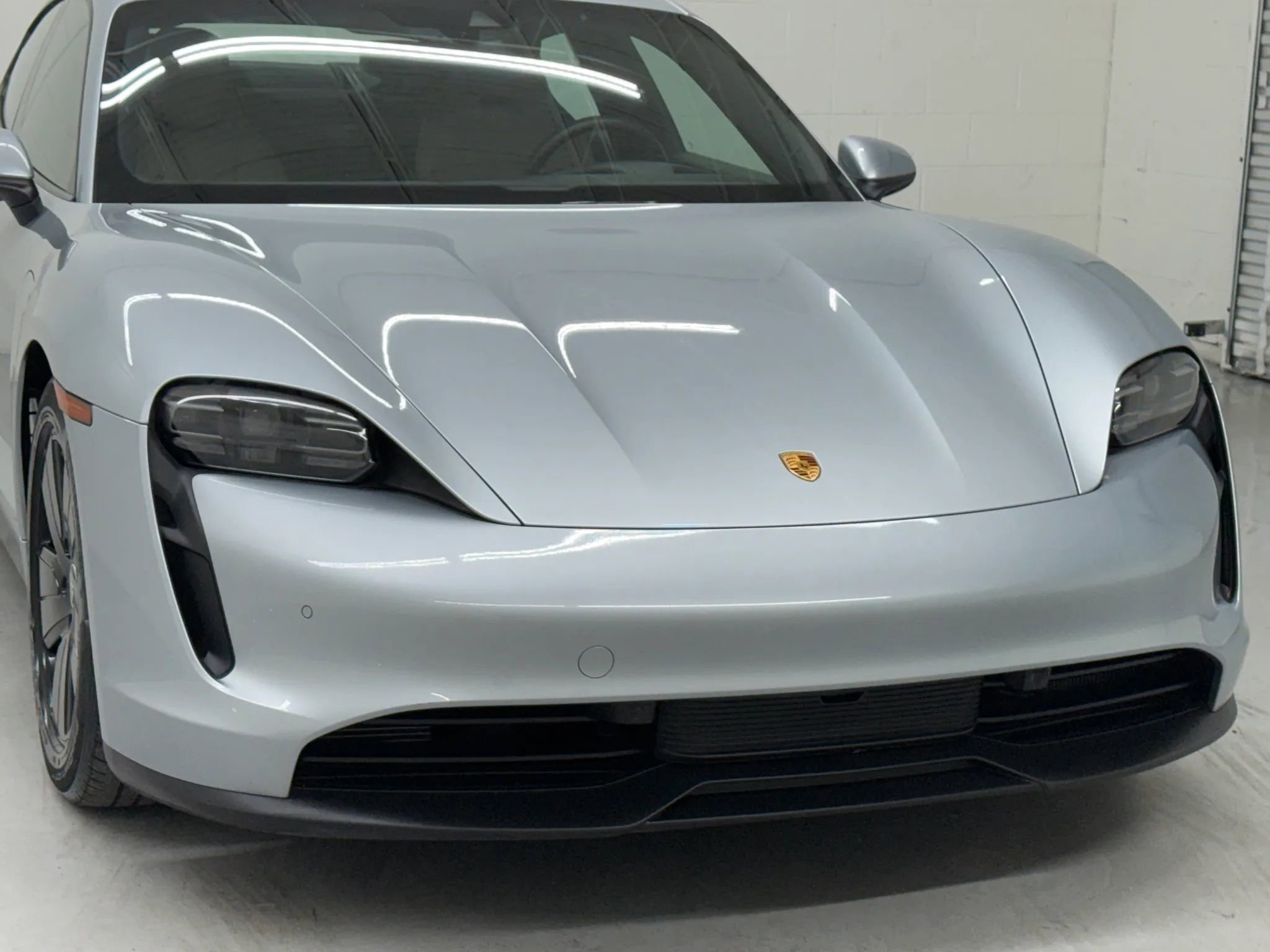 Used 2021 Porsche Taycan image 42
