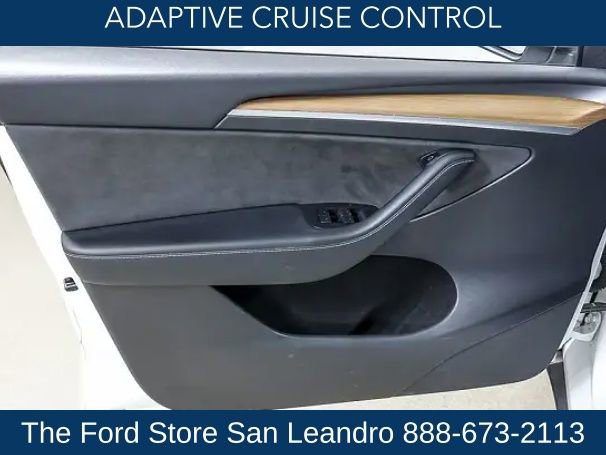 Used 2022 Tesla Model Y Long Range AWD/4WD image 12