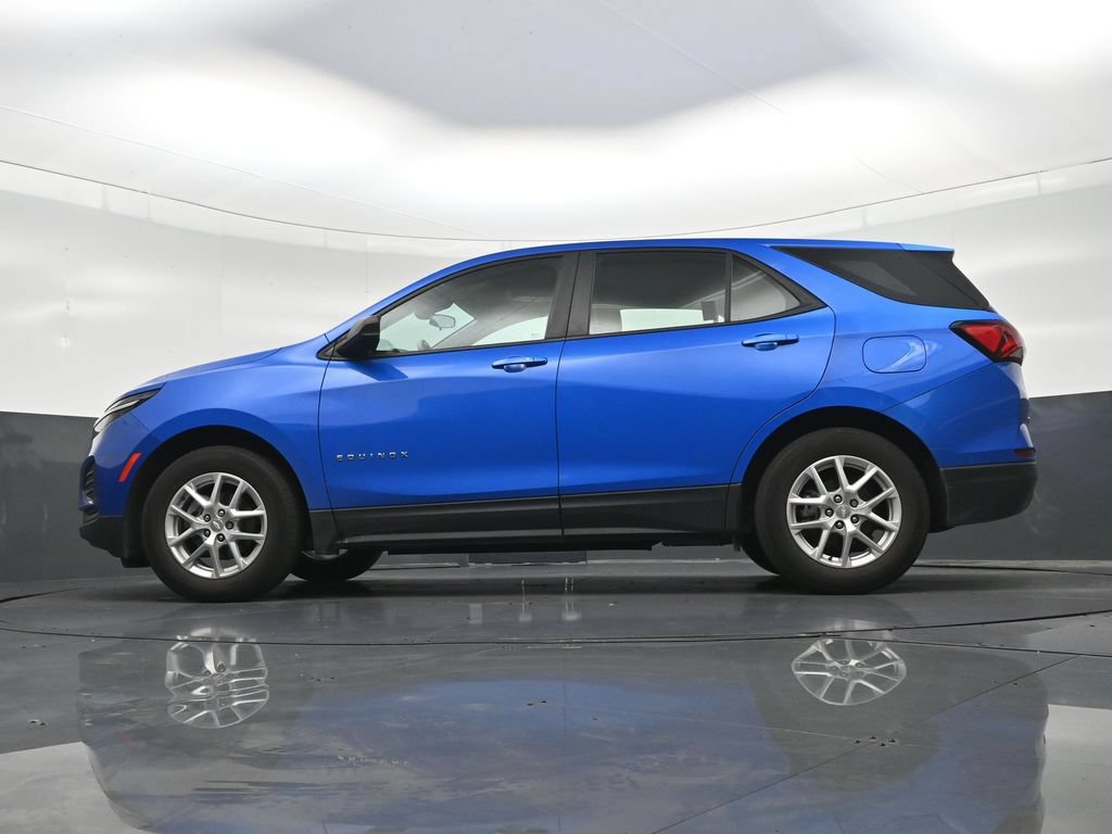 Used 2024 Chevrolet Equinox LS w/ Driver Confidence II Package FWD image 24