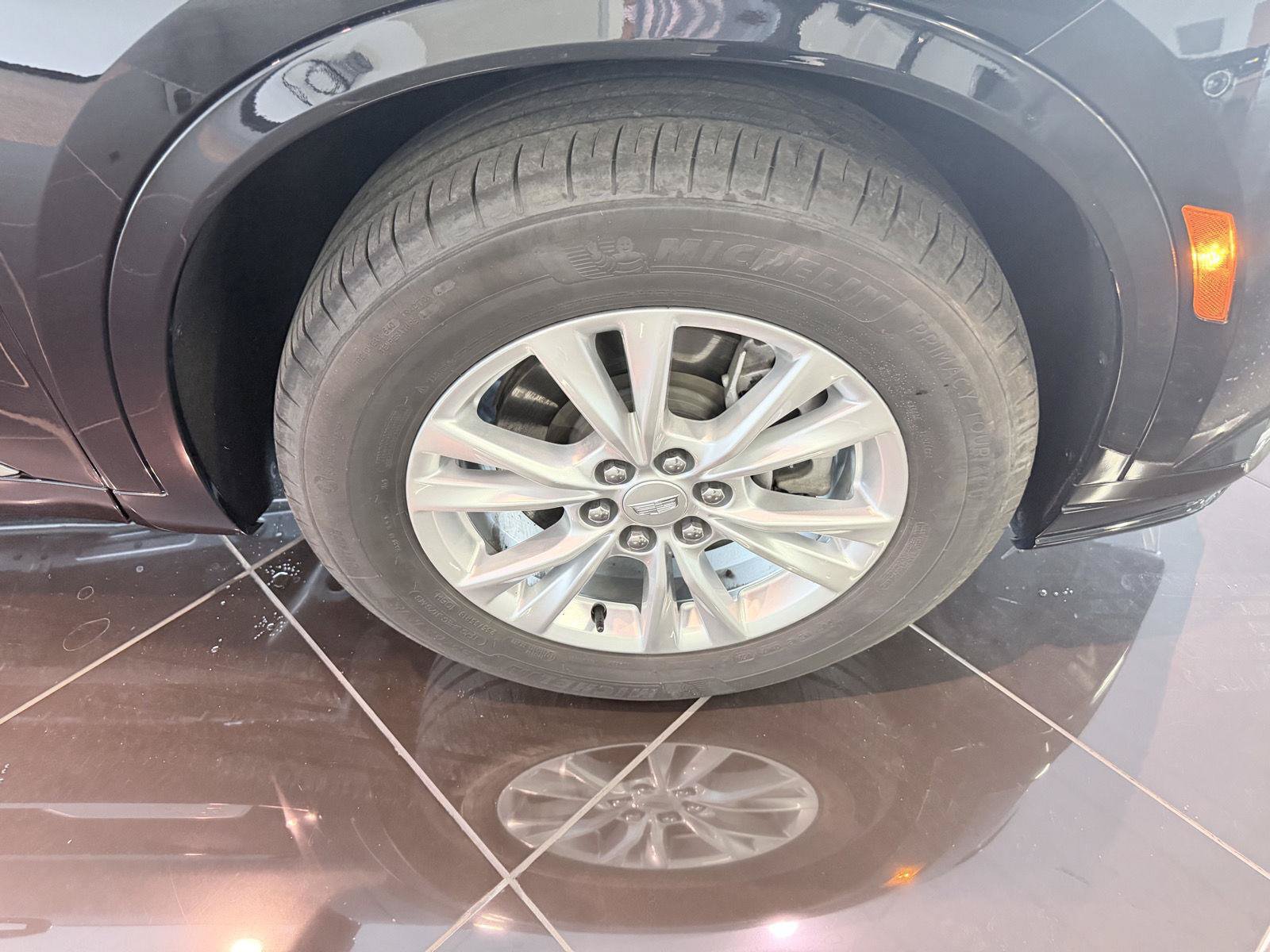 Used 2024 Cadillac XT6 Luxury w/ LPO, Floor Liner Package AWD/4WD image 50