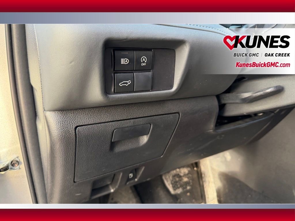 Used 2024 Toyota Highlander XSE image 11