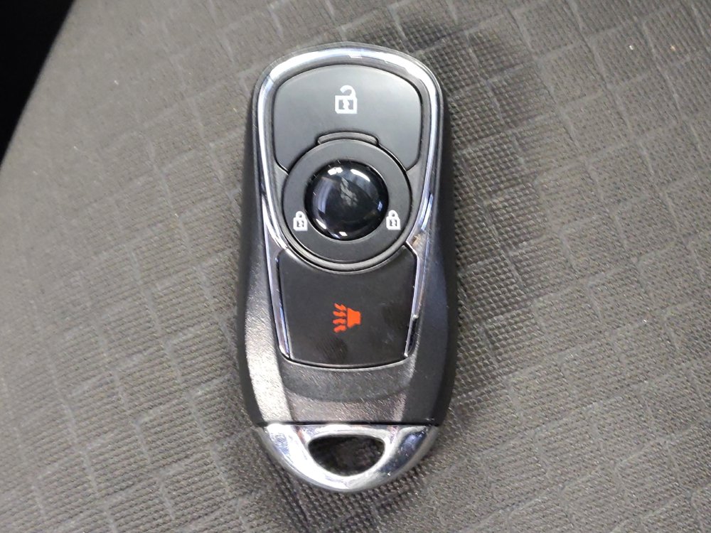 Used 2020 Buick Encore Preferred FWD image 32