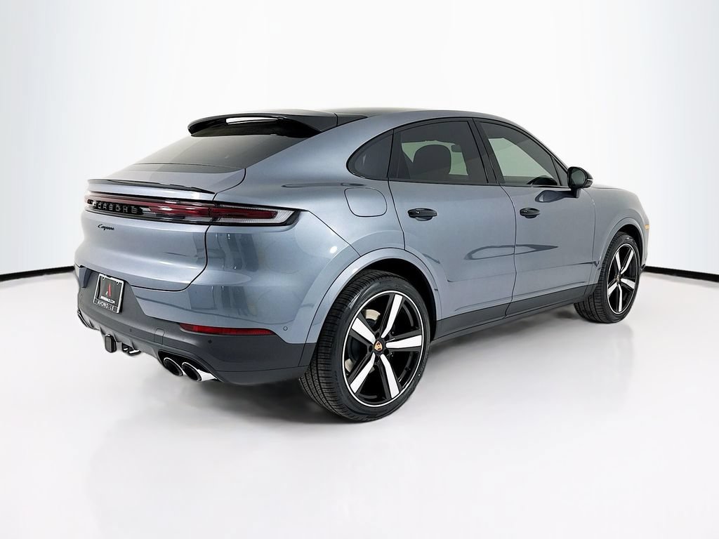 New 2026 Porsche Cayenne Coupe AWD/4WD image 9