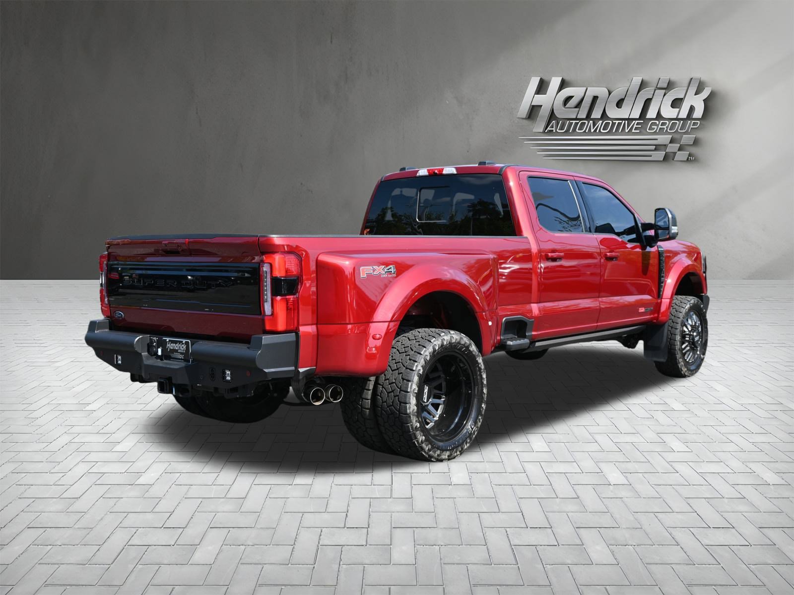 Used 2025 Ford F450 Platinum w/ FX4 Off-Road Package image 9