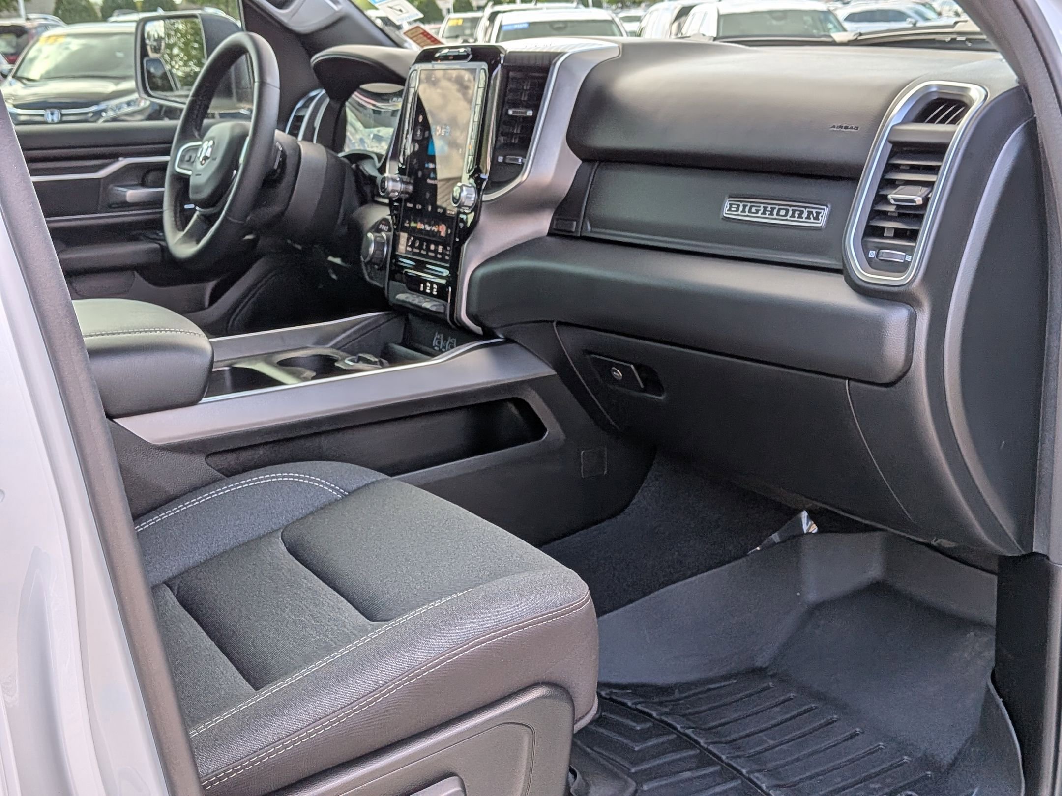 Used 2025 RAM 1500 Big Horn AWD/4WD image 31