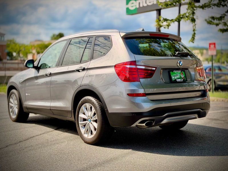 Used 2015 BMW X3 xDrive28d w/ Premium Package AWD/4WD image 5