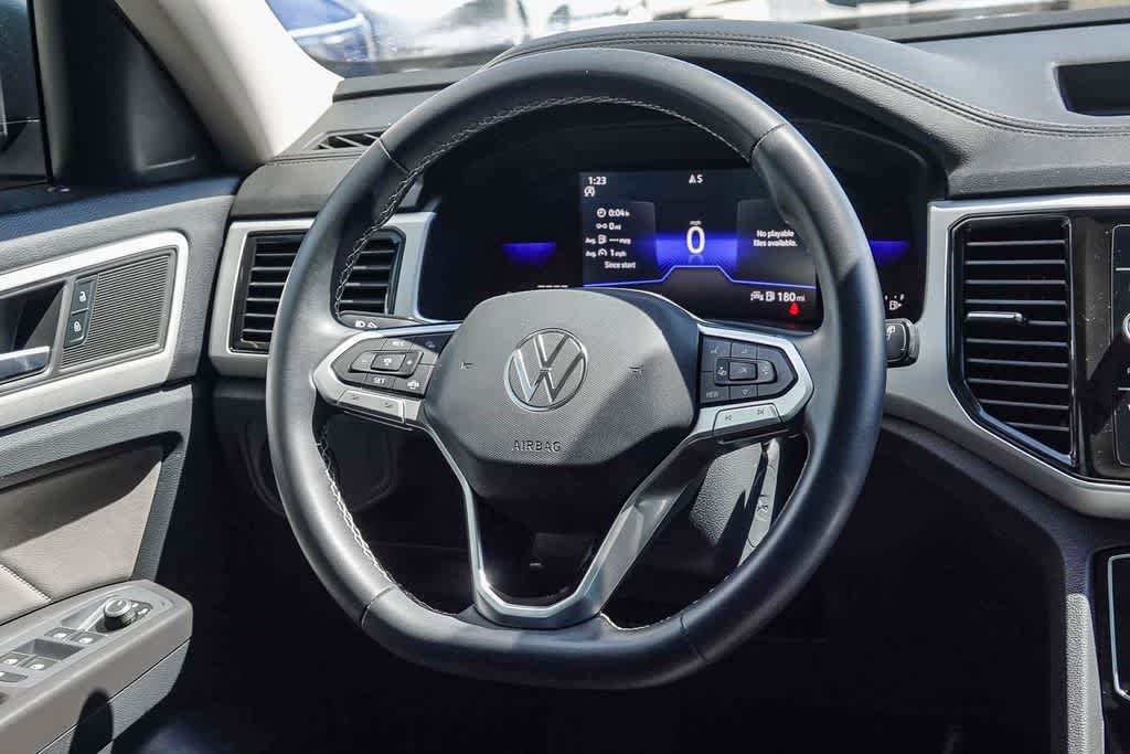 Used 2022 Volkswagen Atlas SE w/ Panoramic Sunroof Package image 14