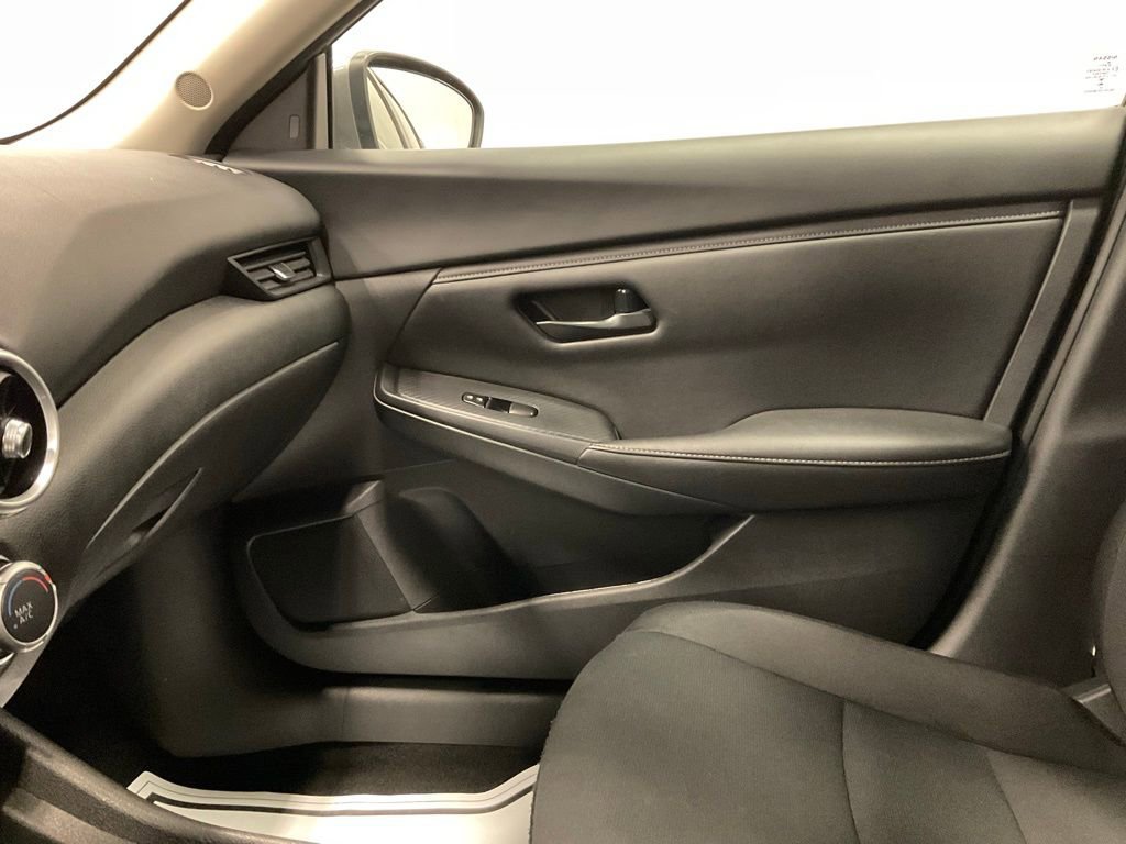 Used 2024 Nissan Sentra S image 24
