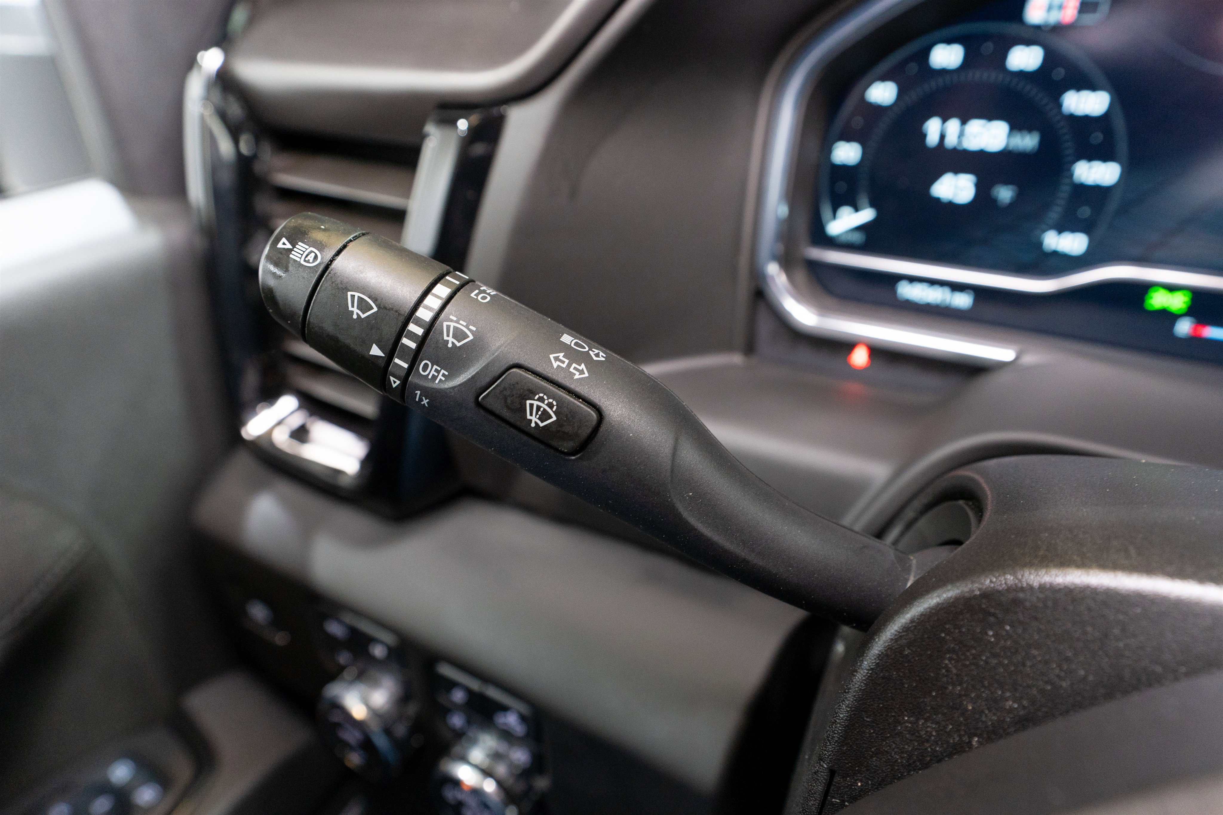 Used 2025 GMC Sierra 2500 AT4 w/ AT4 Premium Plus Package image 34