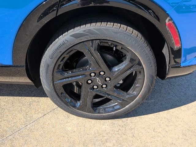 New 2026 Chevrolet Equinox EV RS FWD image 3