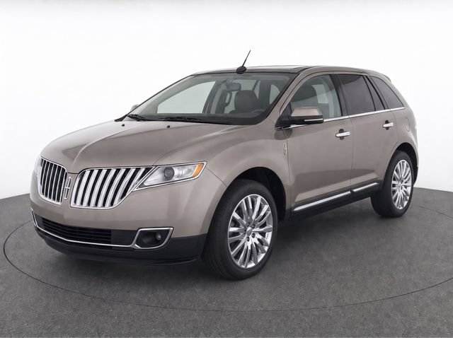 Used 2012 Lincoln MKX AWD image 2