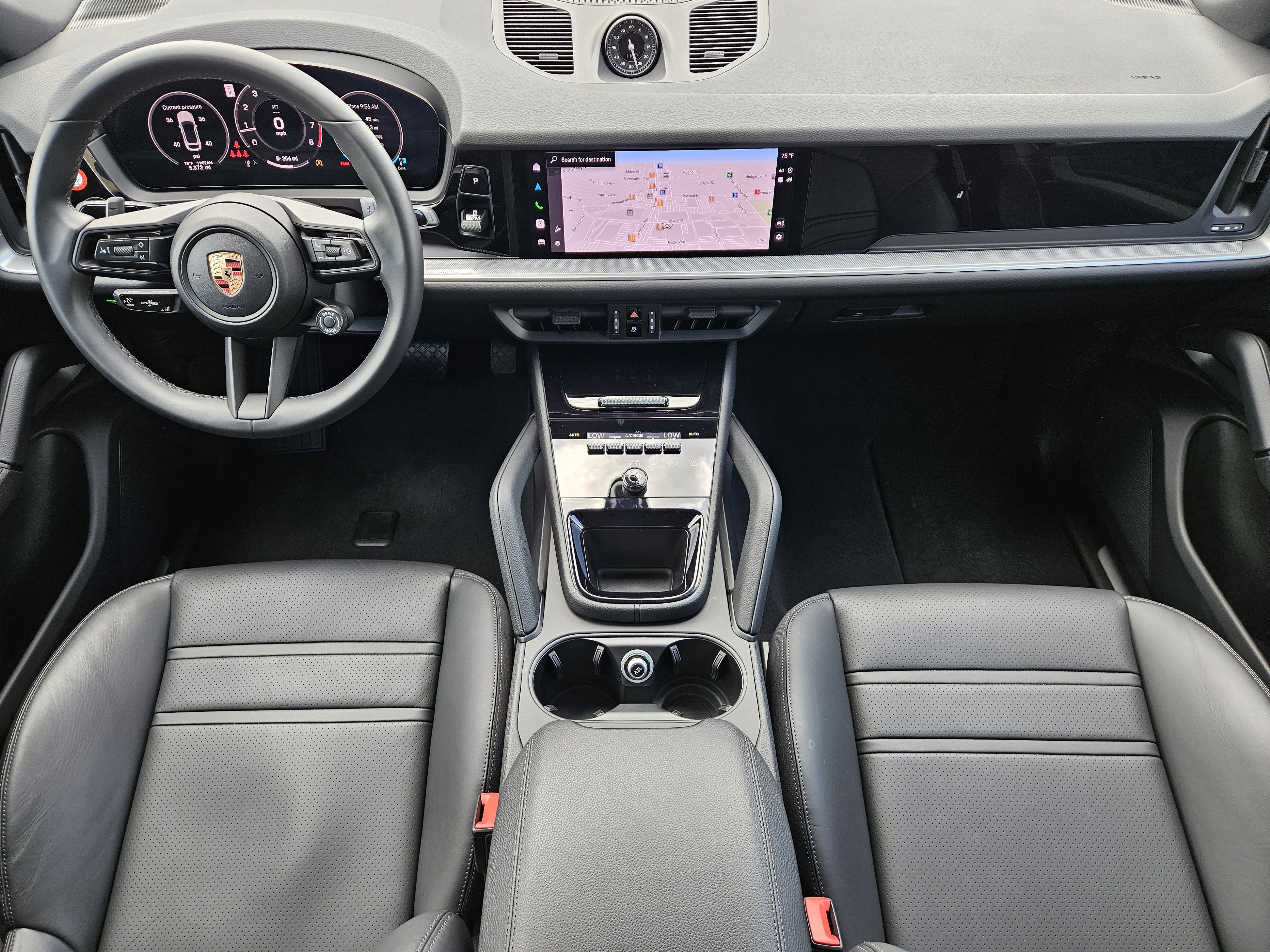 Certified 2026 Porsche Cayenne Coupe AWD/4WD image 24
