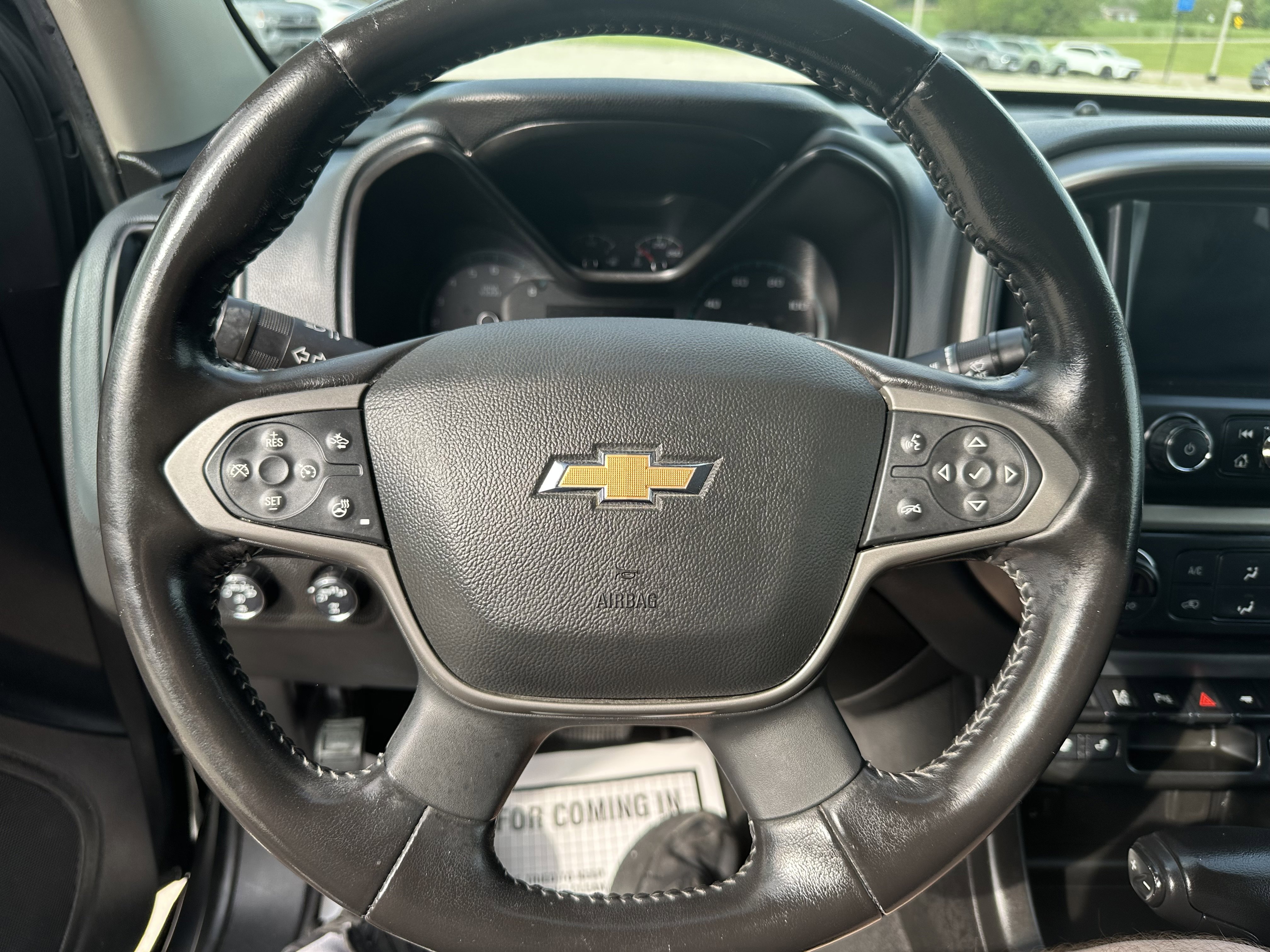 Used 2021 Chevrolet Colorado Z71 w/ Safety Package AWD/4WD image 22
