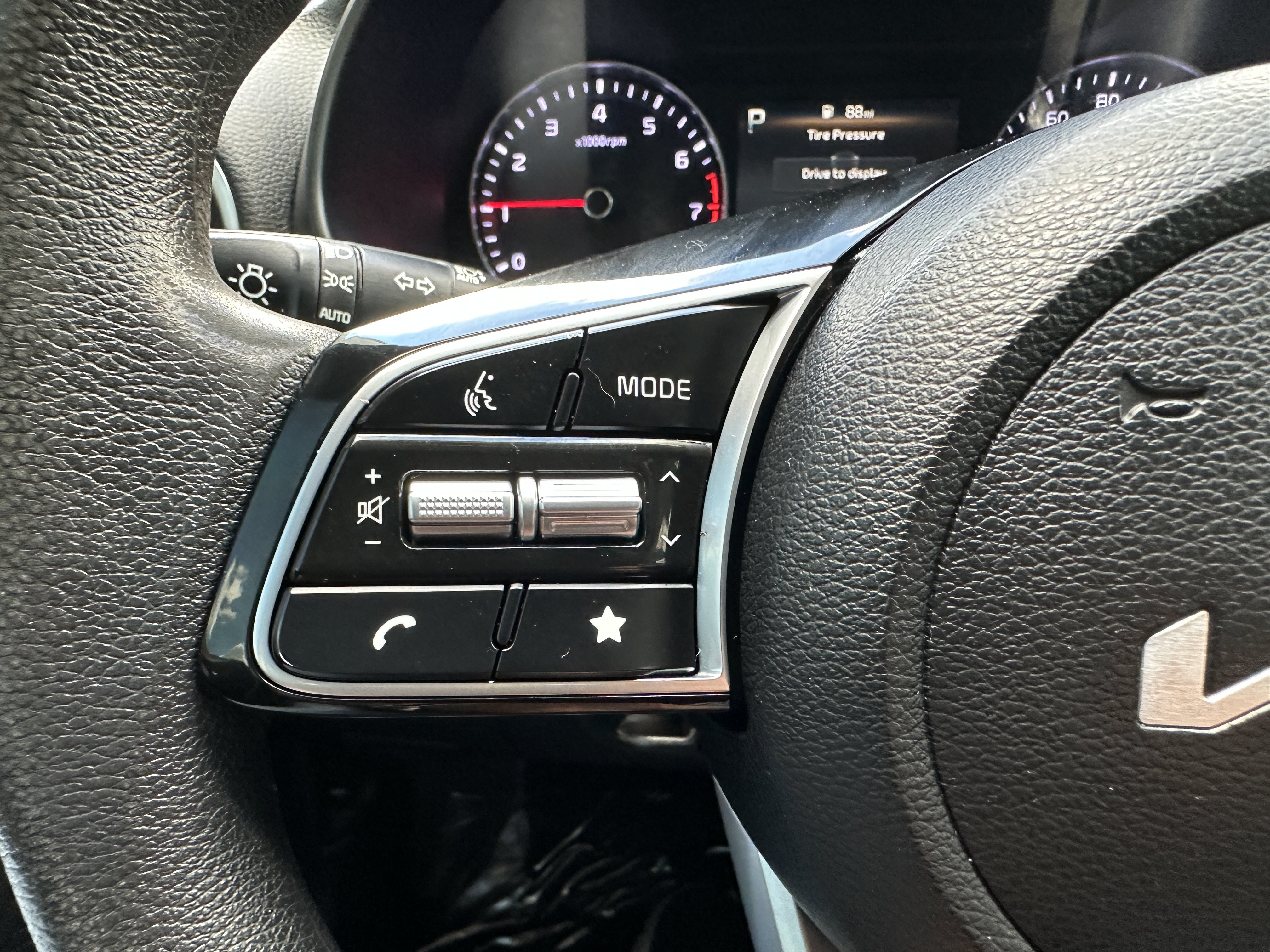 Certified 2023 Kia Forte LXS FWD image 23